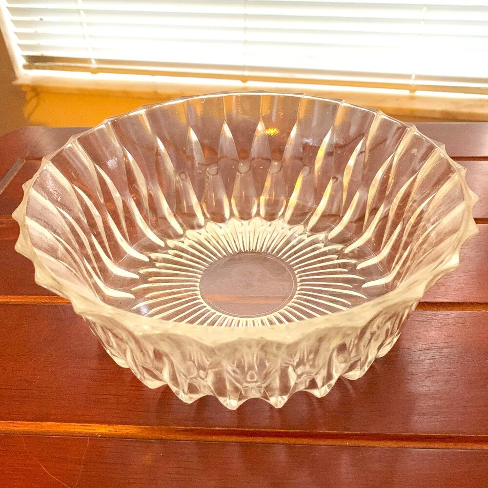 Vintage LRS45 Clear by Libbey Glass Company Pressed Glass 8-Inch Bowl